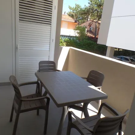 Village With Shared Pool, Hot Tub, Shared Garden דירה *