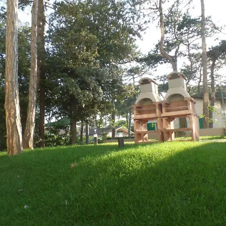 דירה Village With Shared Pool, Hot Tub, Shared Garden *